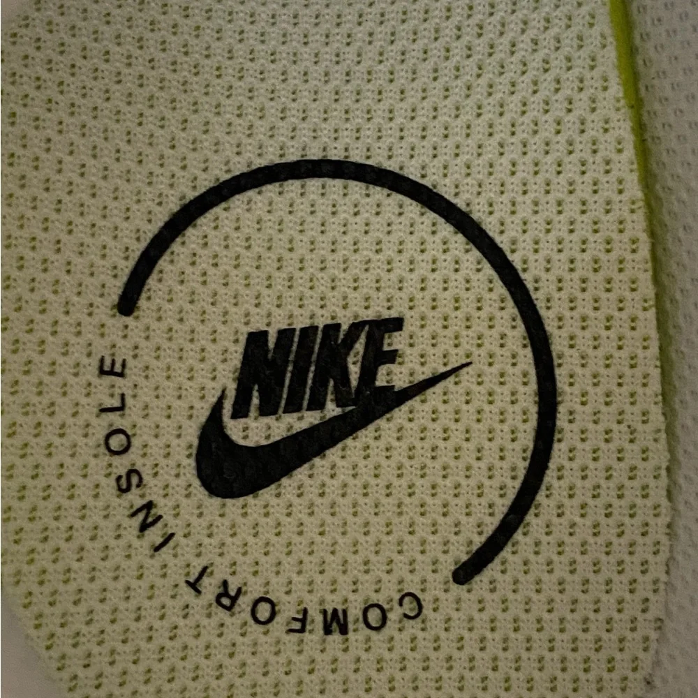 Nike Air Max Intrlk Women’s White Grey New Sneakers NIB Lifestyle Shoes - Picture 10 of 10